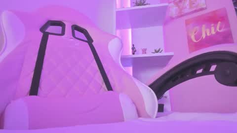 Snapshot of bonnie_benet chatting on March 4, 2025, 10:16 pm Bonnie online show from March 4, 2025, 10:16 pm