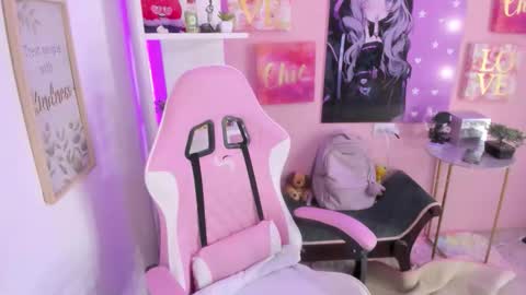 Snapshot of bonnie_benet chatting on October 19, 2025, 3:51 am Bonnie online show from October 19, 2025, 3:51 am