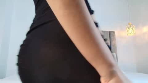 Bonnie online show from October 9, 2025, 6:44 am