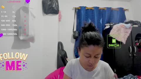 Snapshot of bonnie_lam_ chatting on September 14, 2025, 2:44 am bonnie lam hello welcome to my room I hope you have fun and you can reach your maximum pleasure here with me online show from September 14, 2025, 2:44 am