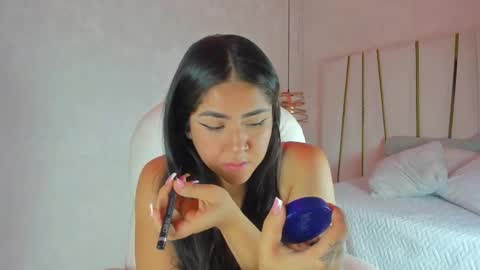 Snapshot of bonnie_sm chatting on November 5, 2025, 7:14 pm Bonnie online show from November 5, 2025, 7:14 pm