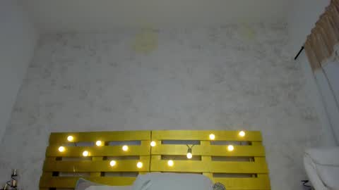 Snapshot of bonnie_sm chatting on November 23, 2025, 7:13 pm Bonnie online show from November 23, 2025, 7:13 pm