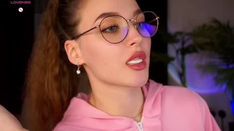 Grace online show from December 20, 2024, 11:00 am