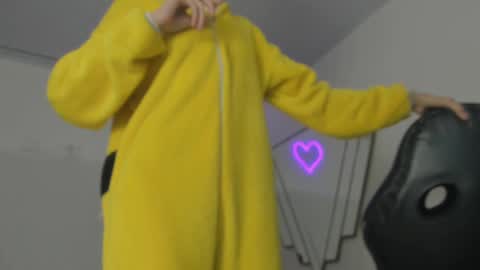   online show from January 29, 2025, 11:20 am