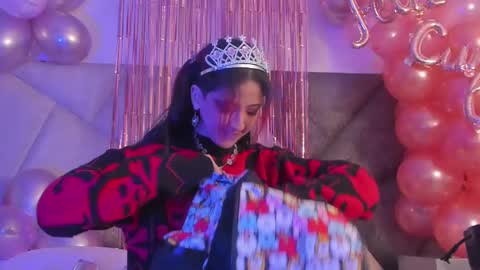   online show from March 9, 2025, 11:36 am