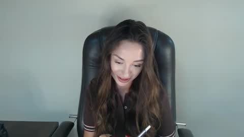 Bonnie online show from September 20, 2025, 6:36 am