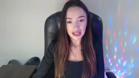 Bonnie online show from October 12, 2025, 7:07 am