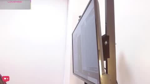 Bonnie online show from March 4, 2025, 7:43 pm