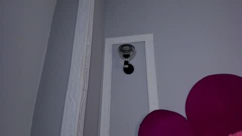 Bonnie online show from September 12, 2025, 2:28 pm