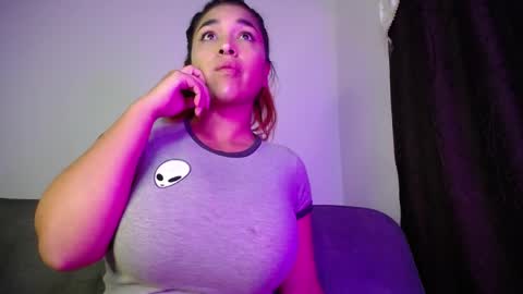 KIM     online show from December 2, 2025, 3:34 am