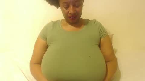 boobyqueen online show from September 10, 2025, 7:25 pm