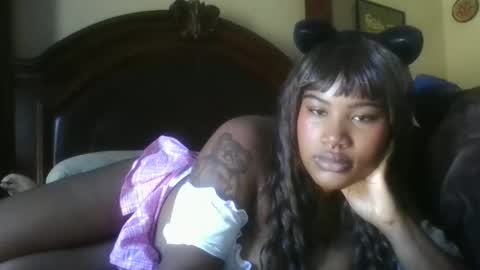 boooohoooobaby online show from October 22, 2025, 2:06 pm