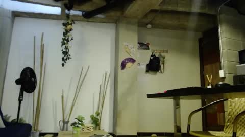 Snapshot of booty_bomb69 chatting on September 30, 2025, 9:09 pm MARIANA online show from September 30, 2025, 9:09 pm