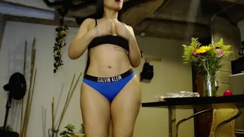 Snapshot of booty_bomb69 chatting on October 3, 2025, 9:45 pm MARIANA online show from October 3, 2025, 9:45 pm