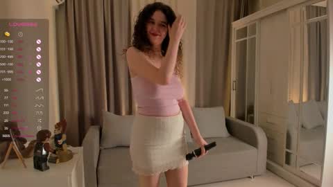 Snapshot of bootyfruttycutie chatting on September 16, 2025, 6:53 pm Ella online show from September 16, 2025, 6:53 pm