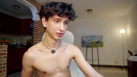 Bream online show from September 9, 2025, 1:54 pm