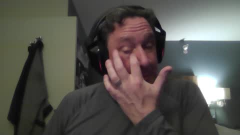 Snapshot of boredold235 chatting on December 5, 2025, 12:52 am BoredOld235 online show from December 5, 2025, 12:52 am