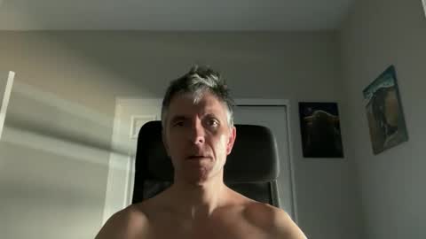 borisdm1976 online show from November 6, 2025, 5:25 pm