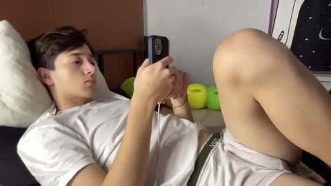 Snapshot of borisviper chatting on October 8, 2025, 4:37 pm borisviper online show from October 8, 2025, 4:37 pm