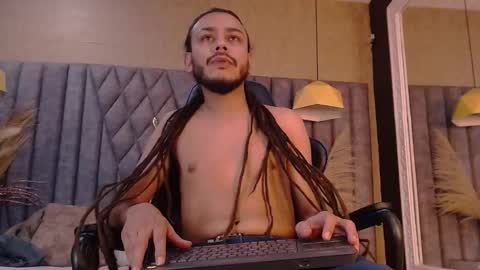 Snapshot of bossdominator1 chatting on September 18, 2025, 3:08 am Boss online show from September 18, 2025, 3:08 am