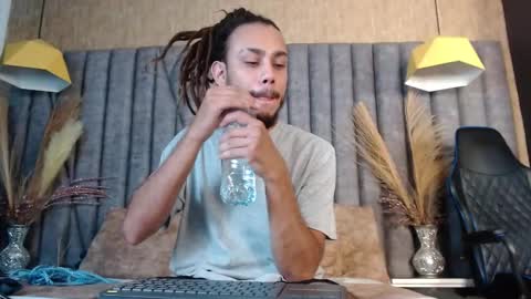 Snapshot of bossdominator1 chatting on September 27, 2025, 5:01 am Boss online show from September 27, 2025, 5:01 am