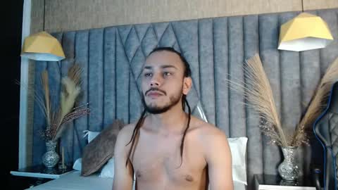 Snapshot of bossdominator1 chatting on October 7, 2025, 3:25 am Boss online show from October 7, 2025, 3:25 am