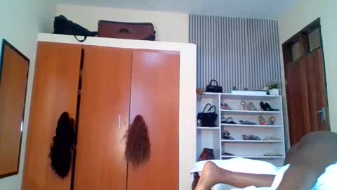 lisa online show from December 3, 2025, 11:08 am