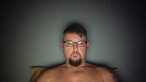 Snapshot of bowtieguy84 chatting on December 18, 2025, 3:01 am bowtieguy84 online show from December 18, 2025, 3:01 am