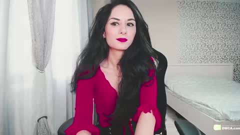 Helen  online show from December 19, 2024, 9:29 am