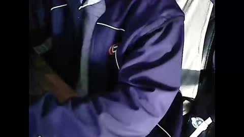 boy21000 online show from October 27, 2025, 6:56 pm