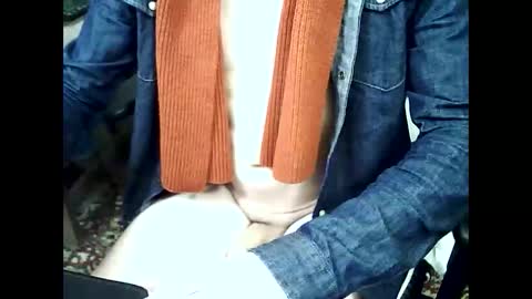 boy21000 online show from November 22, 2025, 5:01 pm