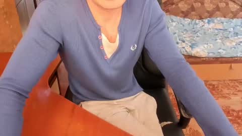 Snapshot of boyapollon chatting on February 24, 2025, 9:21 am BoyApollon online show from February 24, 2025, 9:21 am