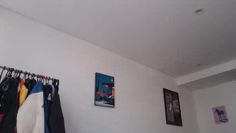 Felipe  online show from October 24, 2025, 8:05 pm