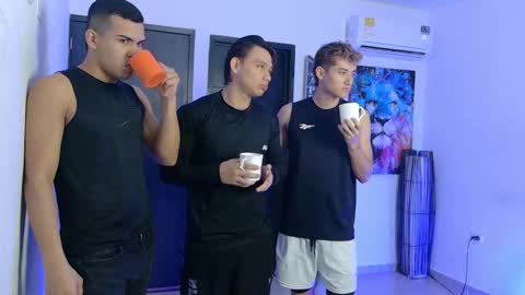 Snapshot of boysgang_sex chatting on November 24, 2025, 11:43 am Angelo Mark Fernando Taylor online show from November 24, 2025, 11:43 am