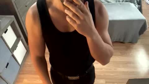 boytoy8969 online show from November 25, 2025, 1:33 pm