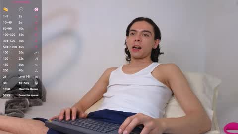 Snapshot of boytoy_dx chatting on September 14, 2025, 2:44 am boytoy_dx online show from September 14, 2025, 2:44 am