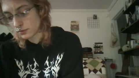 Snapshot of boywithbug chatting on March 4, 2025, 10:27 pm boywithbug online show from March 4, 2025, 10:27 pm