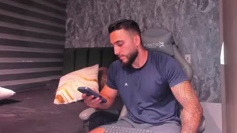 instagramBrad mayers1twittermayersbrad online show from October 29, 2025, 1:08 am