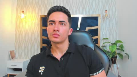 Snapshot of brad_summer chatting on January 21, 2025, 6:02 pm brad summer online show from January 21, 2025, 6:02 pm