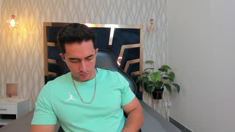 Snapshot of brad_summer chatting on January 25, 2025, 5:19 pm brad summer online show from January 25, 2025, 5:19 pm