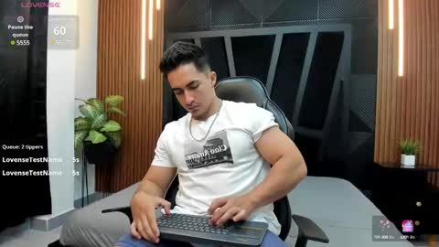 Snapshot of brad_summer chatting on February 11, 2025, 6:11 pm brad summer online show from February 11, 2025, 6:11 pm