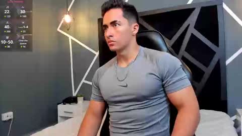 Snapshot of brad_summer chatting on February 18, 2025, 5:31 pm brad summer online show from February 18, 2025, 5:31 pm