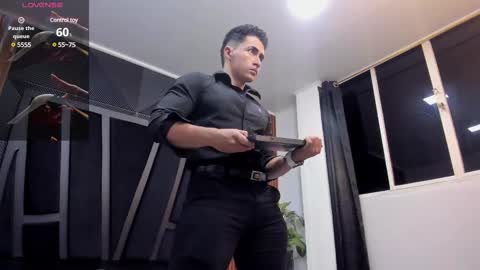 Snapshot of brad_summer chatting on February 26, 2025, 12:05 am brad summer online show from February 26, 2025, 12:05 am