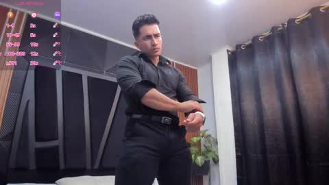 Snapshot of brad_summer chatting on February 26, 2025, 3:10 am brad summer online show from February 26, 2025, 3:10 am