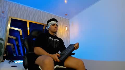 Snapshot of brad_summer chatting on March 10, 2025, 2:17 am brad summer online show from March 10, 2025, 2:17 am