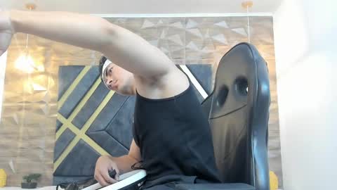 Snapshot of brad_summer chatting on March 10, 2025, 5:29 pm brad summer online show from March 10, 2025, 5:29 pm