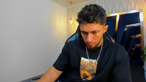 Snapshot of brad_summer chatting on October 13, 2025, 5:24 pm brad summer online show from October 13, 2025, 5:24 pm