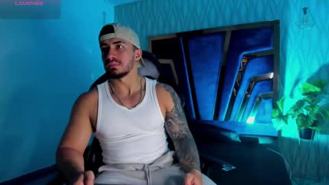 Snapshot of brad_summer chatting on October 25, 2025, 5:19 pm brad summer online show from October 25, 2025, 5:19 pm