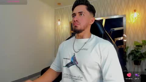 Snapshot of brad_summer chatting on November 19, 2025, 5:24 pm brad summer online show from November 19, 2025, 5:24 pm