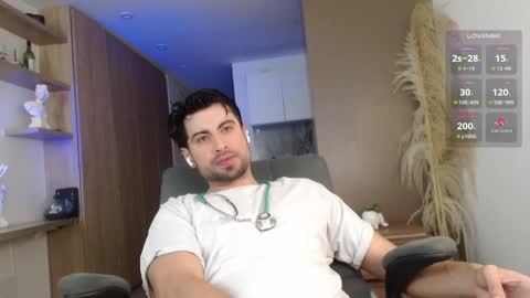 Snapshot of bradley_muscle chatting on March 7, 2025, 10:13 am Bradley online show from March 7, 2025, 10:13 am